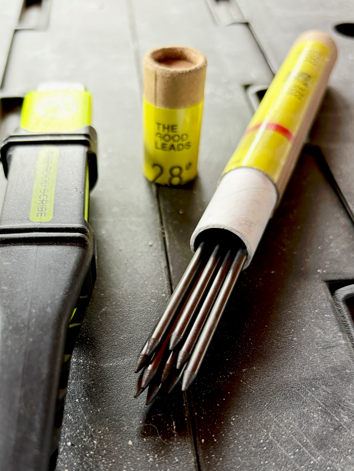 The Good Scribe 2.8mm Hard Refill Leads (12-Pack) | Signature Tools