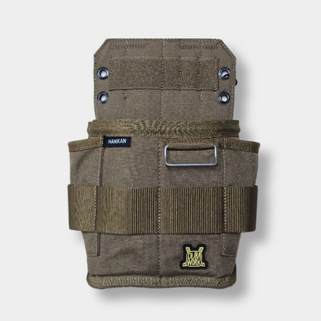 The durable 1000D CORDURA® fabric and secure Velcro flap attachment on the DURAWORK Dura 202 pouch.