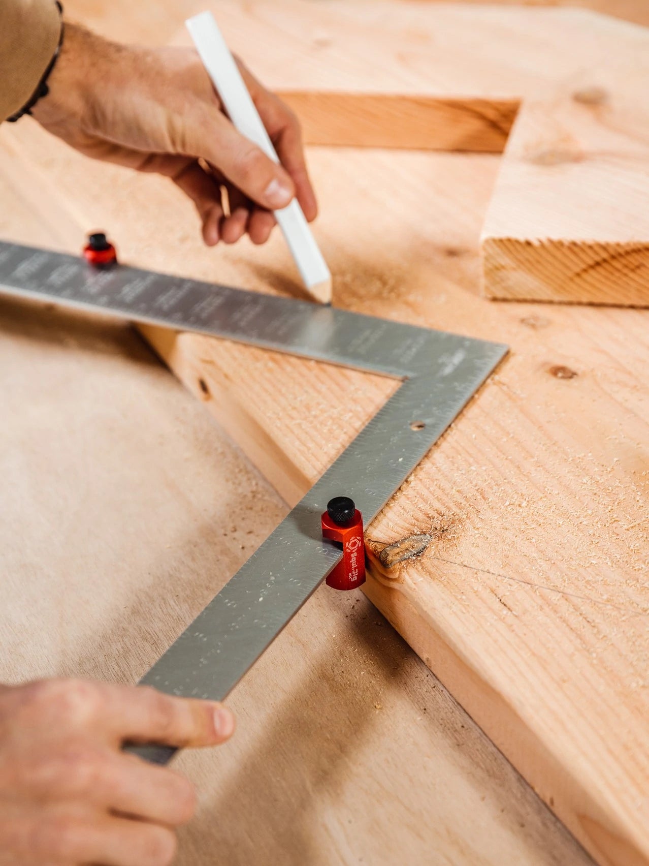 Squi.Jig 1.5” Tall - Plantillas para enmarcar (Azul, Rojo, Naranja, Verde) 